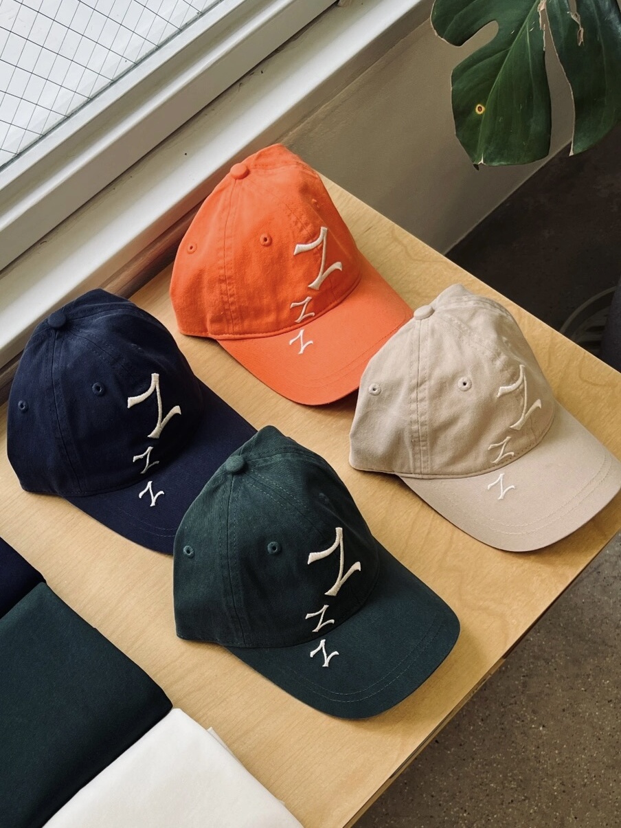 ZZZ 로고 6패널 볼캡